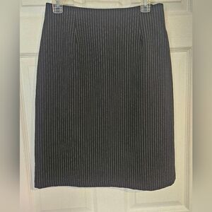 True People Size L pinstripe pencil skirt
